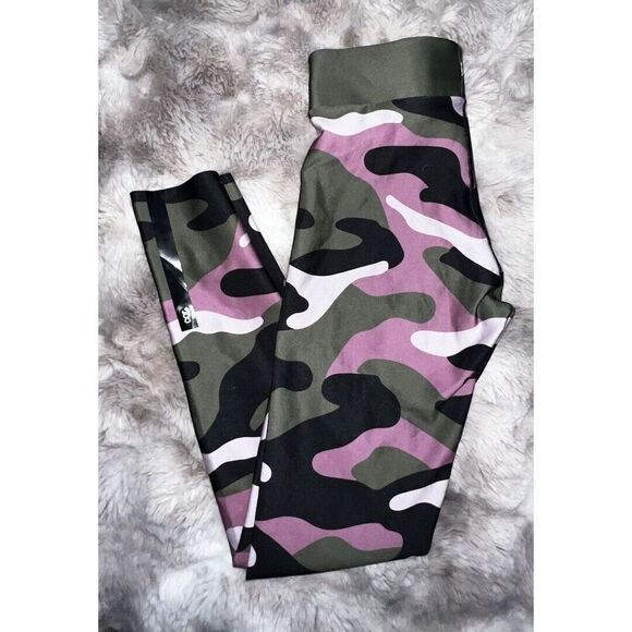 COR by Ultracor Camo Collegiate Legging Blush Patent Nero XSmall EUC,$185 - Picture 7 of 14